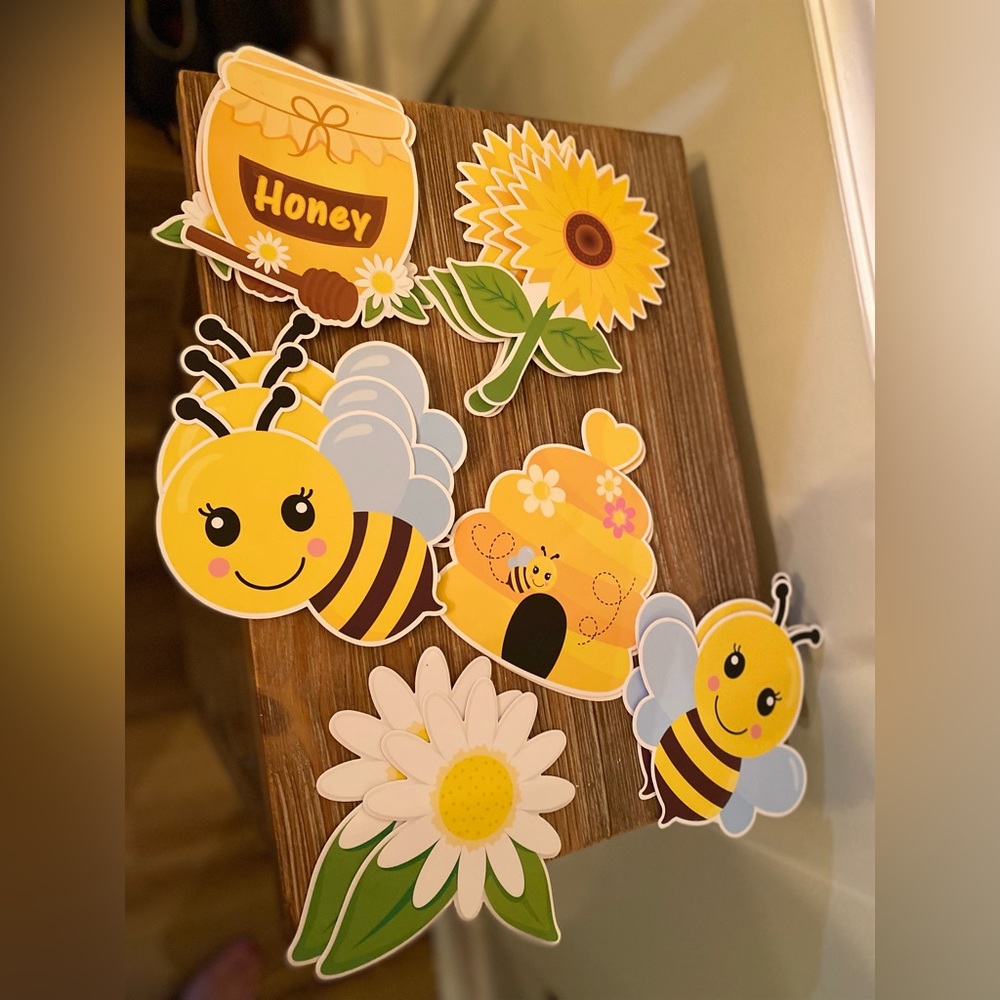 Bumble Bee Gender Reveal Decorations